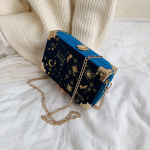 Shoulder clutch bag