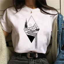 Load image into Gallery viewer, Moon print T- shirt