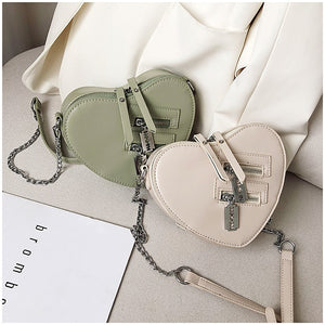 Love heart shape shoulder bag